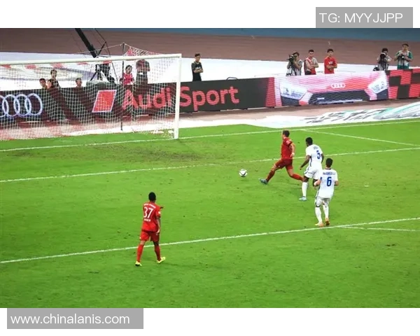 快手足球球星奥迪：从街头少年到顶尖球员的励志逆袭之路