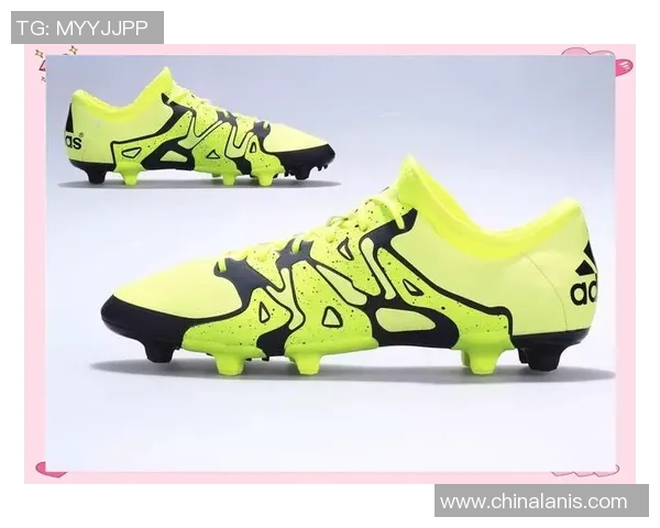 球星专用足球鞋价格揭秘高端款与普通款差异分析