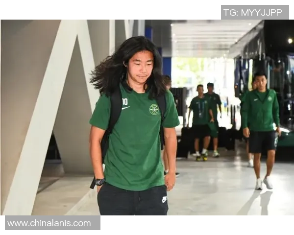 球星独家访谈揭秘职业生涯背后的艰辛与荣耀